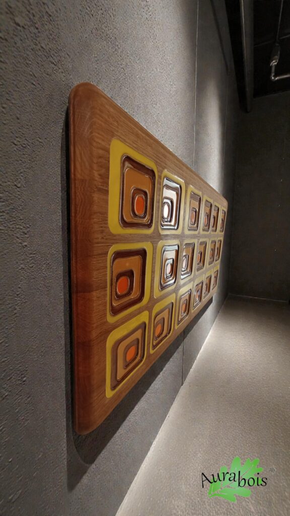 Décoration Murale inspiration année 70 bois et résine.