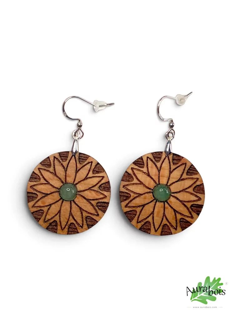 Boucles d'oreilles Pâquerette en hêtre huilé avec pierre naturelle aventurine