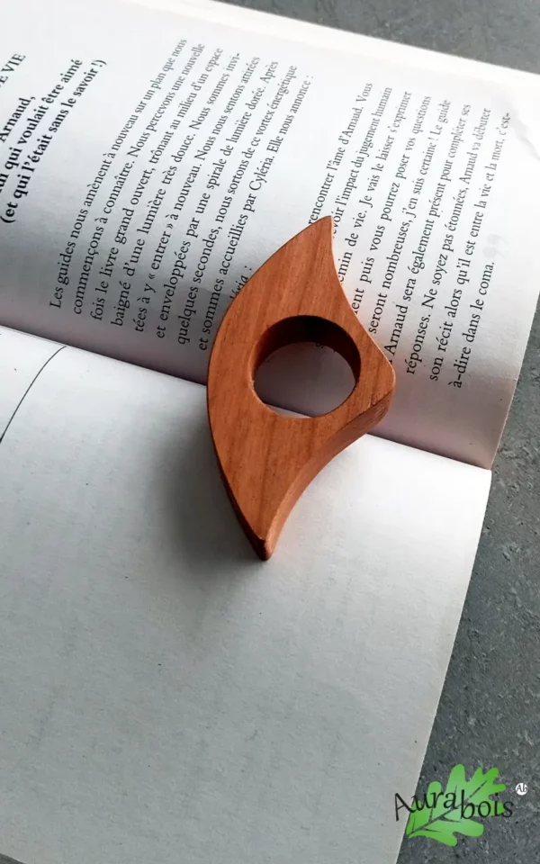 Bague de lecture en bois