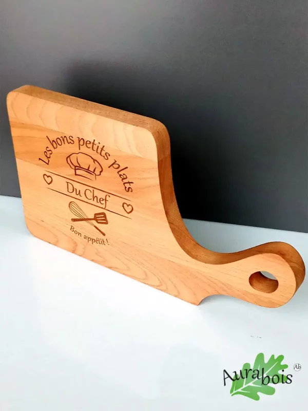 Planches à découper en bois de fil robustes. Grâce à leur épaisseur généreuse de 3cm. Assembler avec une colle spéciale contact alimentaire.