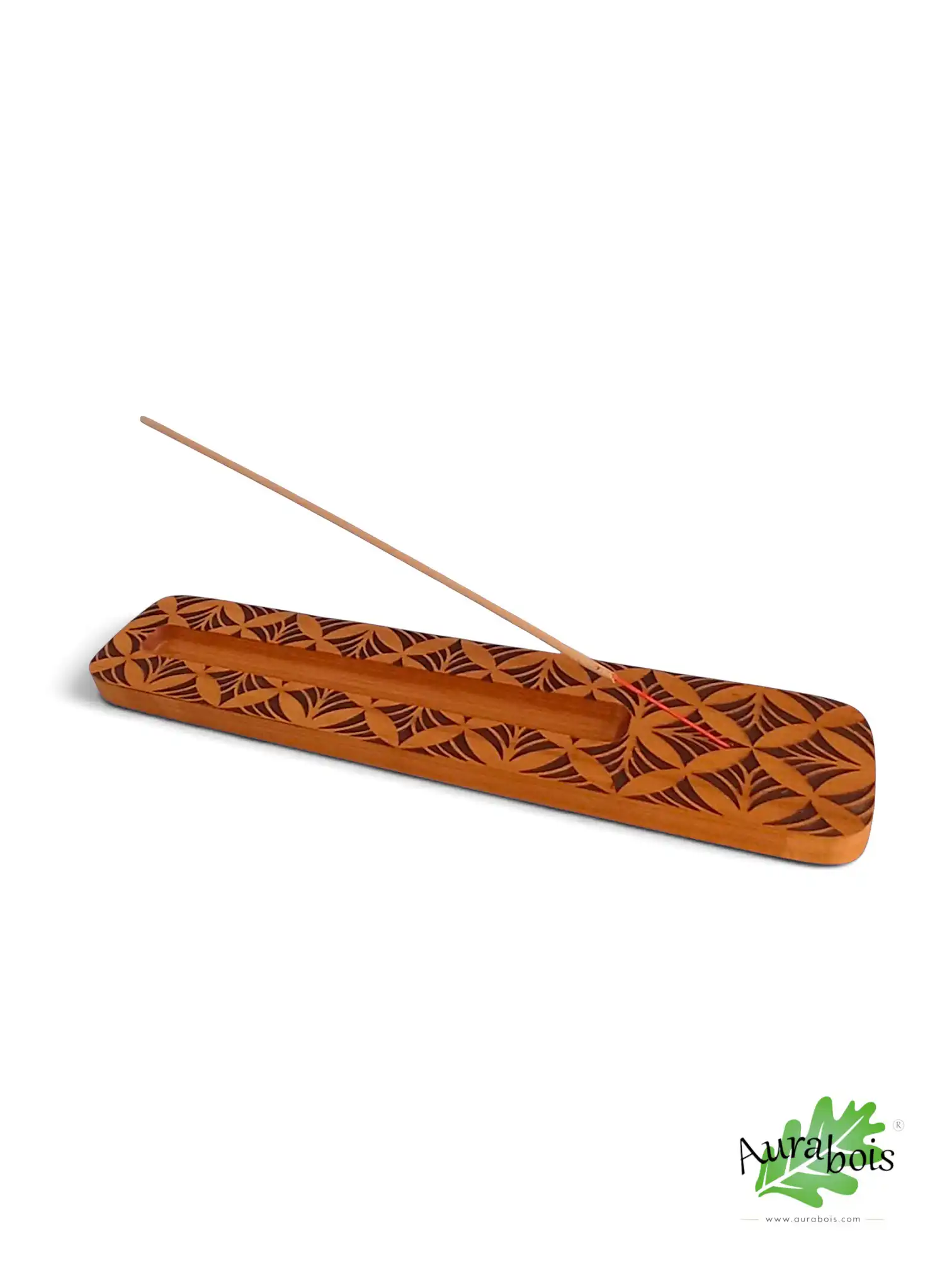 Porte-encens en merisier – Motif Plume Géométrique – Gravure fine – Modèle "Plume" – Fait main 1 Support encens fait main en bois massif, motif plume stylisée gravée.