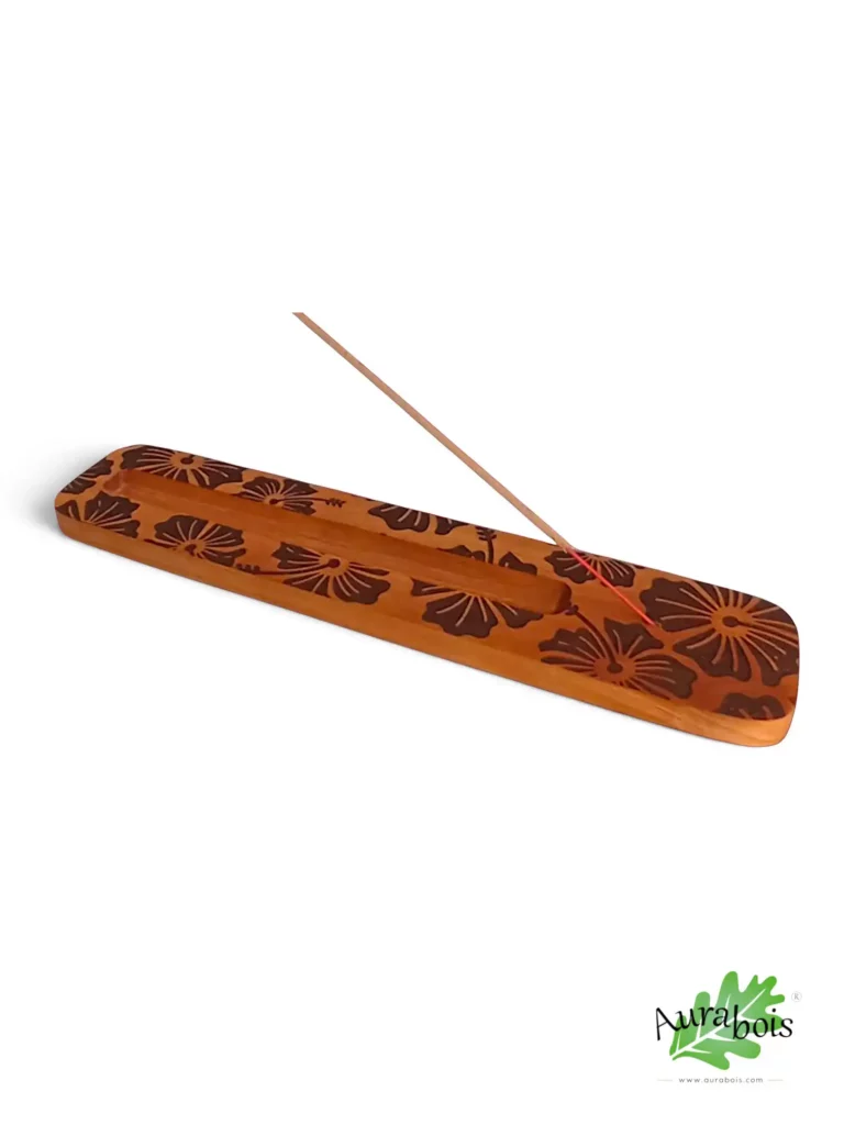 Porte-encens en merisier avec gravure florale hibiscus, fait main.